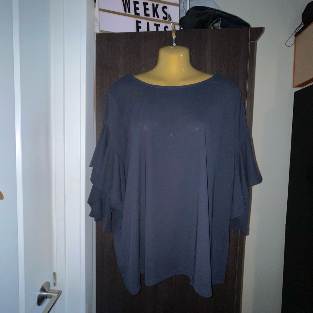 Workwear Ruffle Sleeve Top - Picture 4 of 5